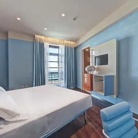 Jr Grande Delle Nazioni 5*