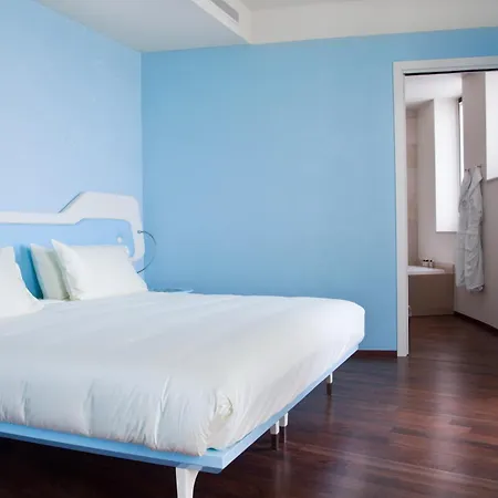 Jr Grande Delle Nazioni 5* Bari