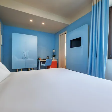 Jr Grande Delle Nazioni Otel Bari