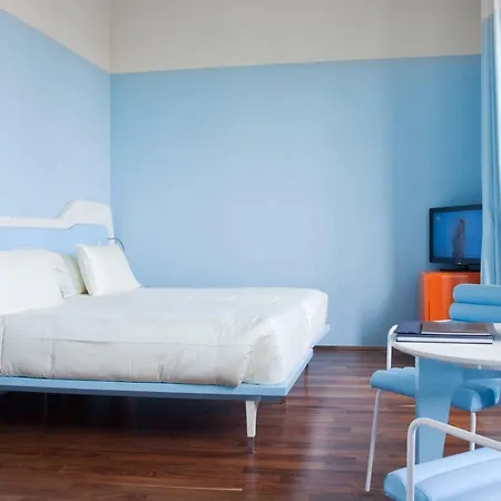 Jr Grande Delle Nazioni Otel Bari