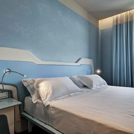Jr Grande Delle Nazioni 5* Барі